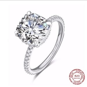 5 CT ring